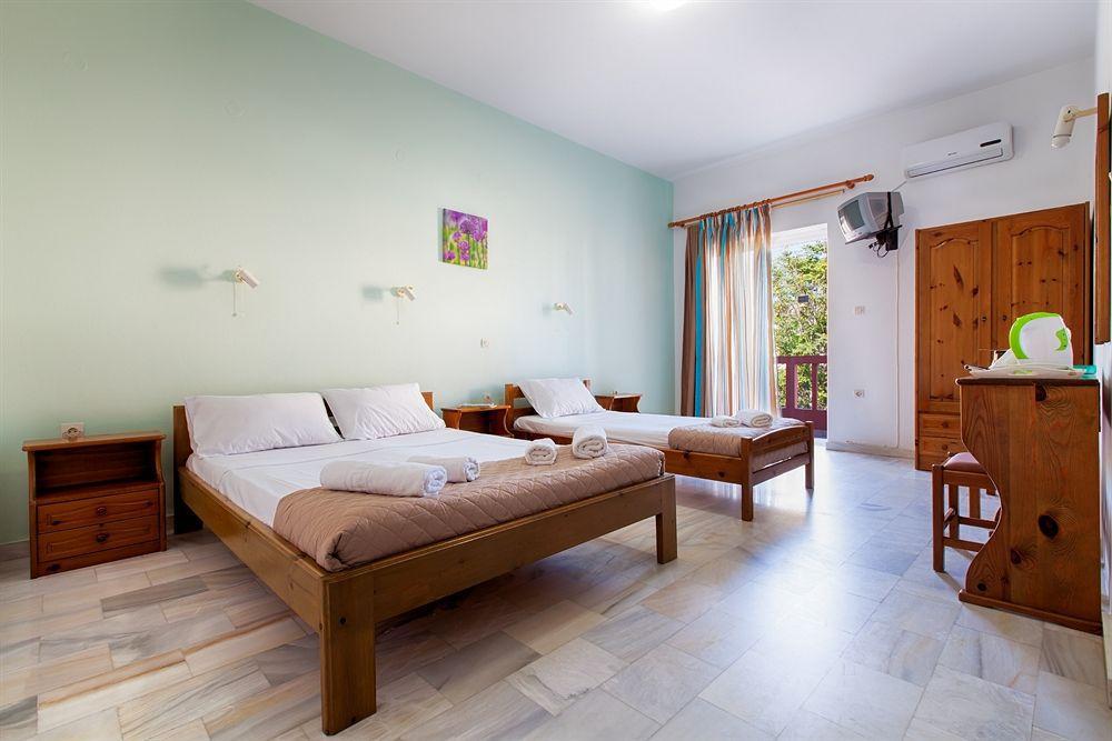 Revekka Rooms Kíszamosz Kültér fotó