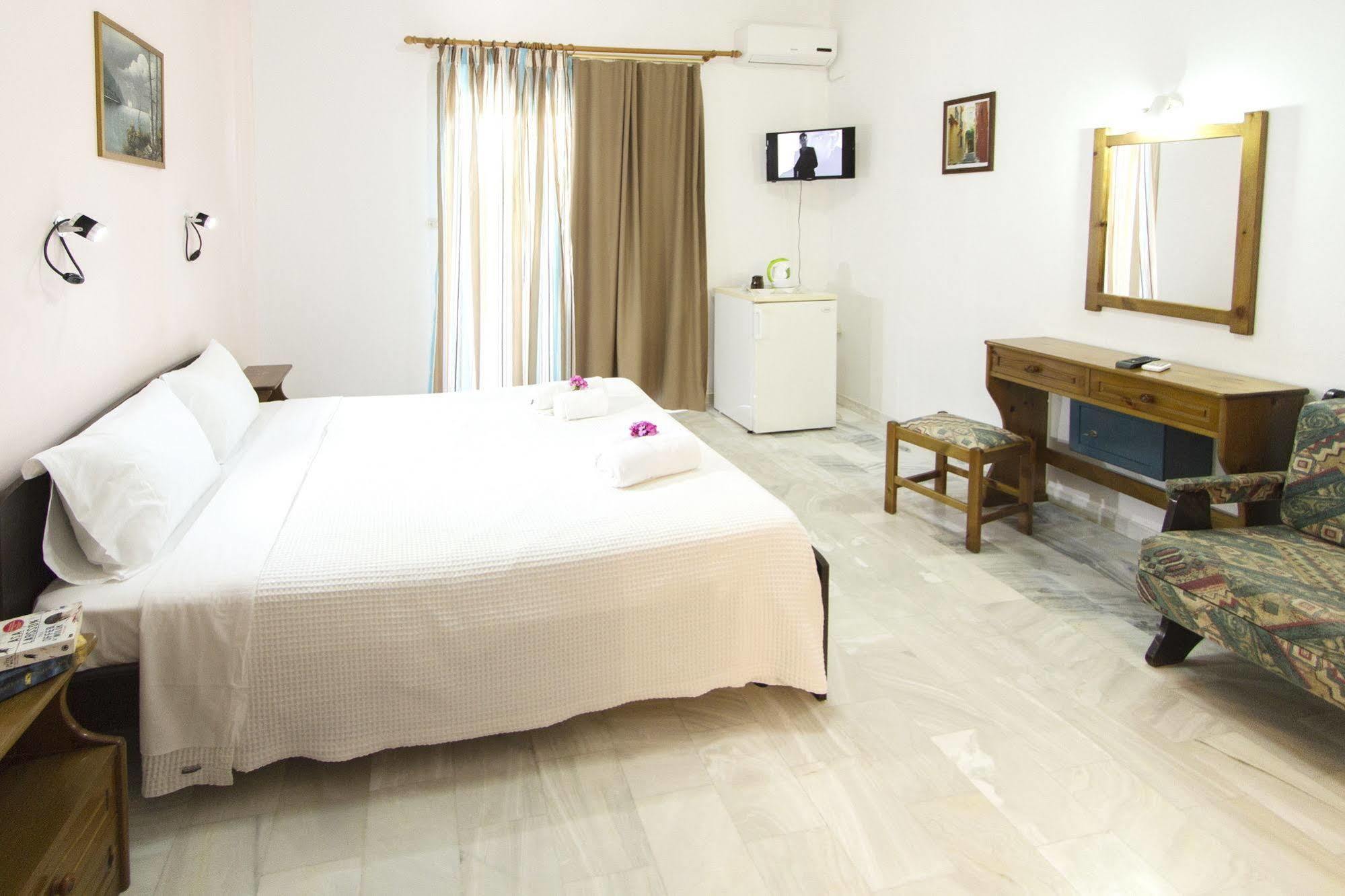 Revekka Rooms Kíszamosz Kültér fotó