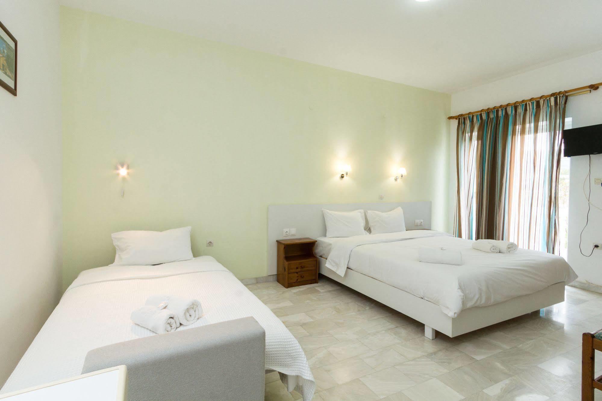 Revekka Rooms Kíszamosz Kültér fotó